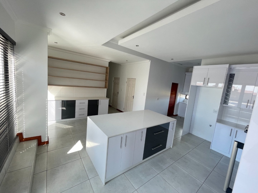 4 Bedroom Property for Sale in Wild Olive Estate Free State